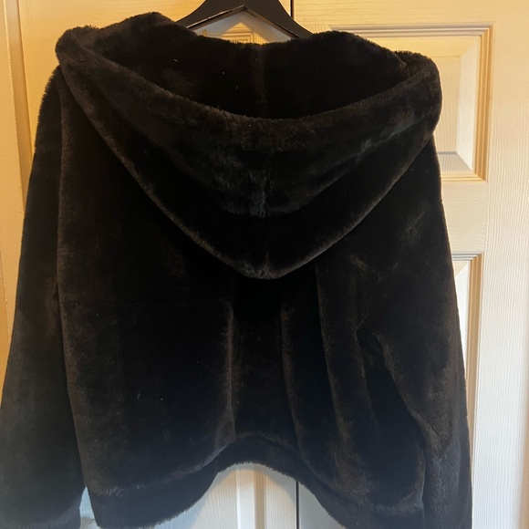 UGG Hooded Faux Fur Jacket. Good cond. completely in tact, no rips or tears. - Picture 2 of 9